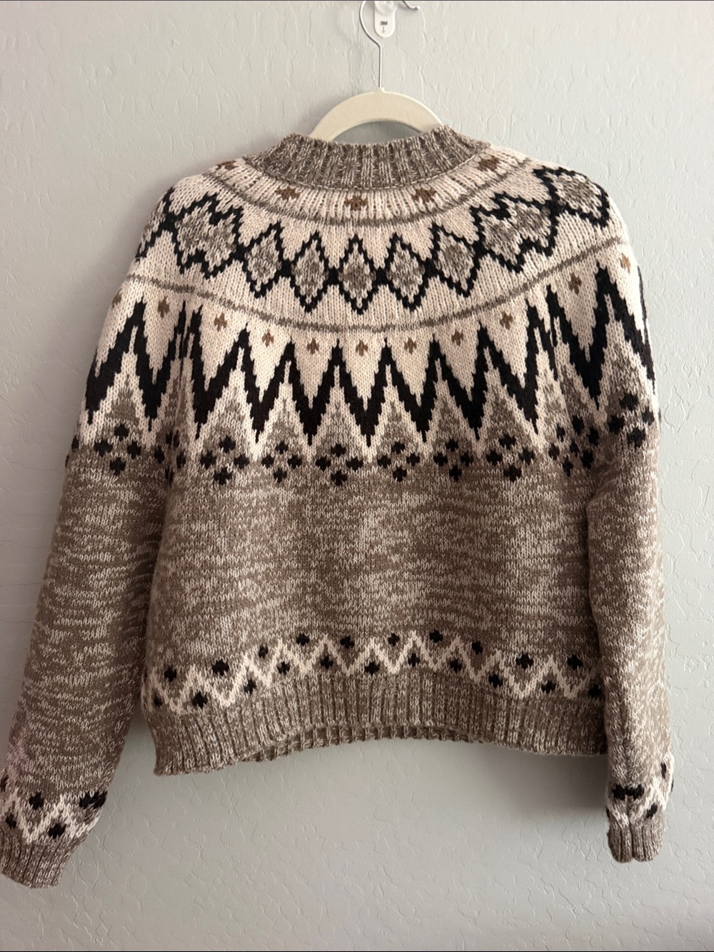 American Eagle Outfitters Cream, Taupe & Black Fair Isle Crew Sweater M - Picture 6 of 7